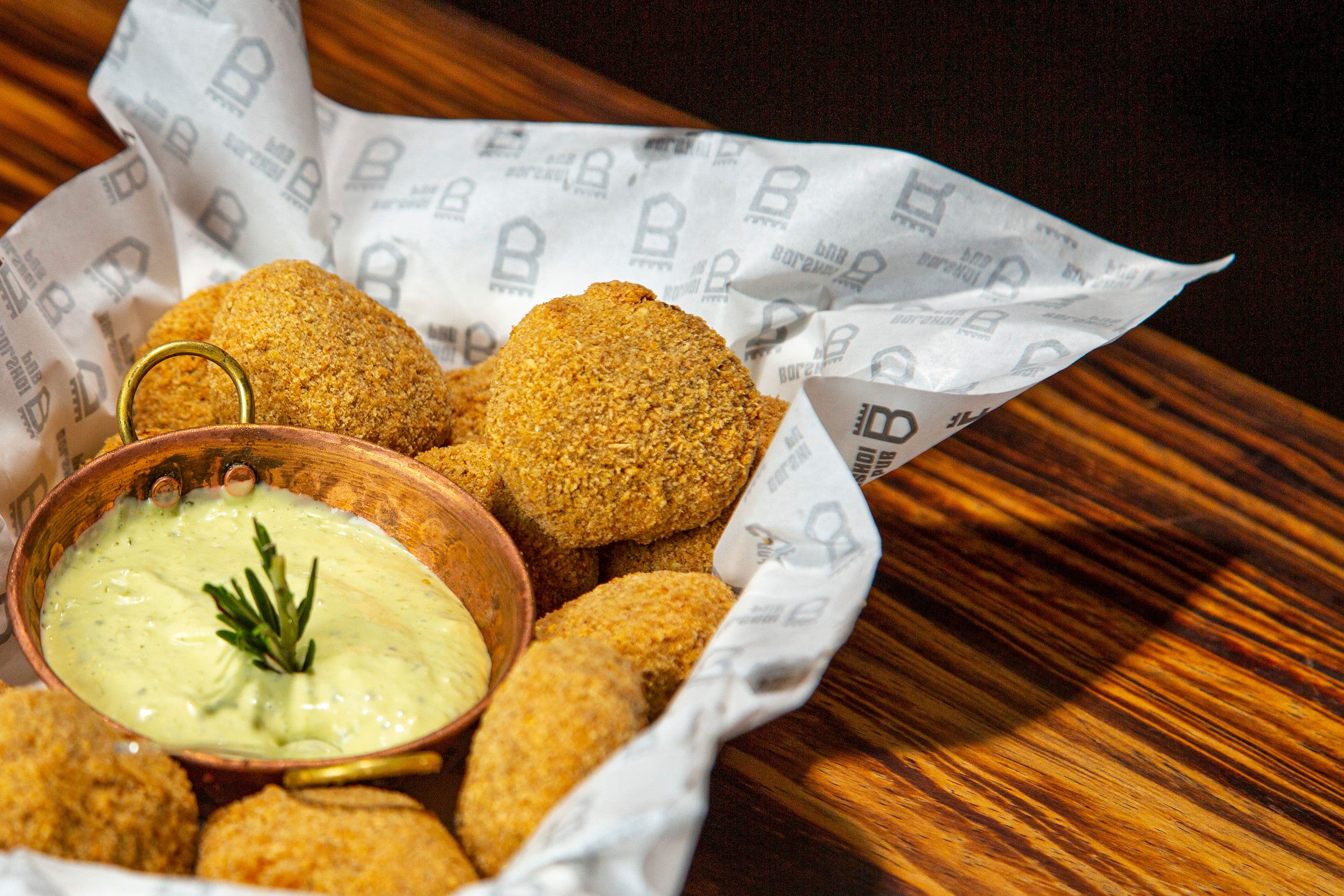 DISQUINHO DE CARNE RECHEADO COM QUEIJO (10 Und)