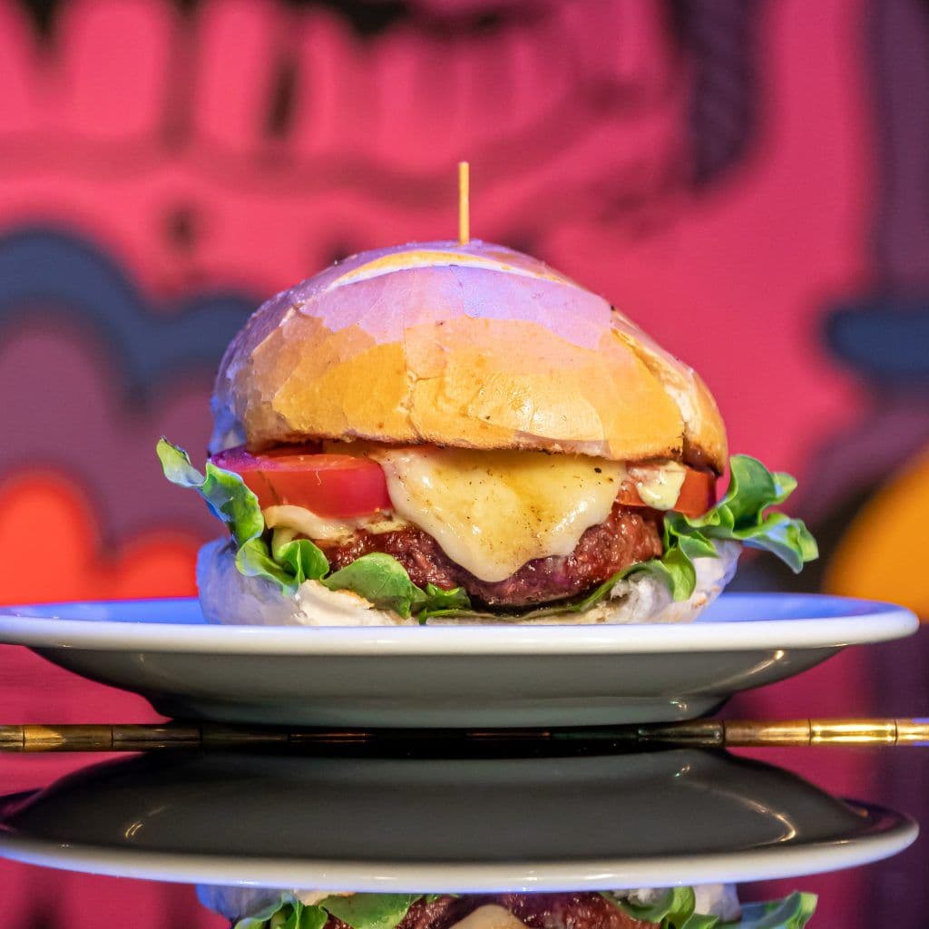 CHEESE BURGUER