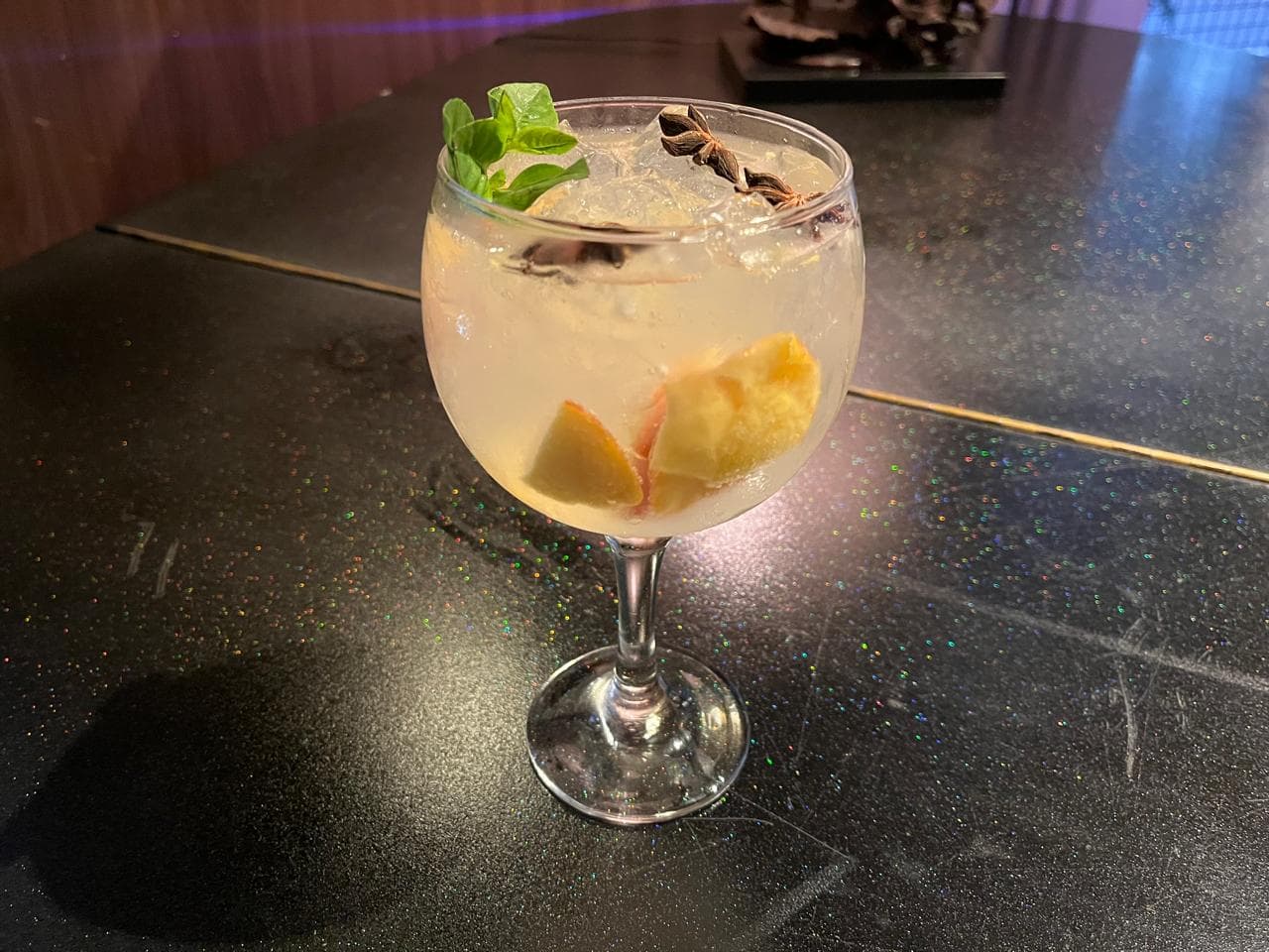 GIN TÔNICA DE CAJU