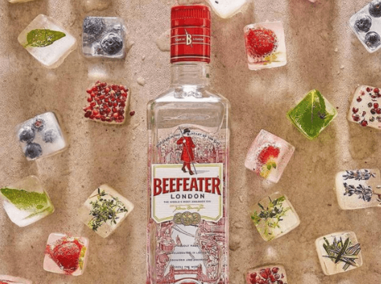 COMBO BEEFEATER COCO E RED BULL
