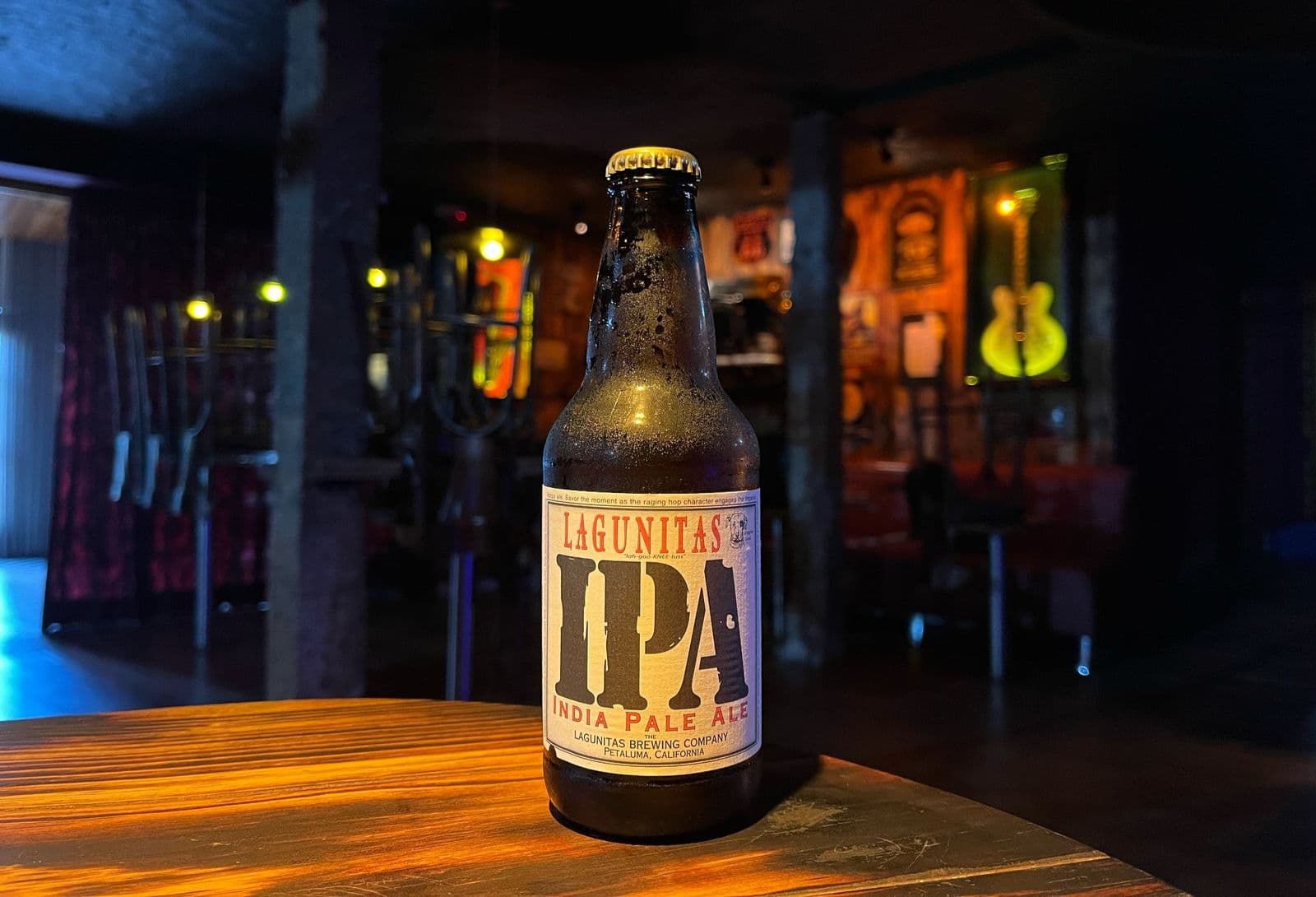 LAGUNITAS IPA LONG NECK