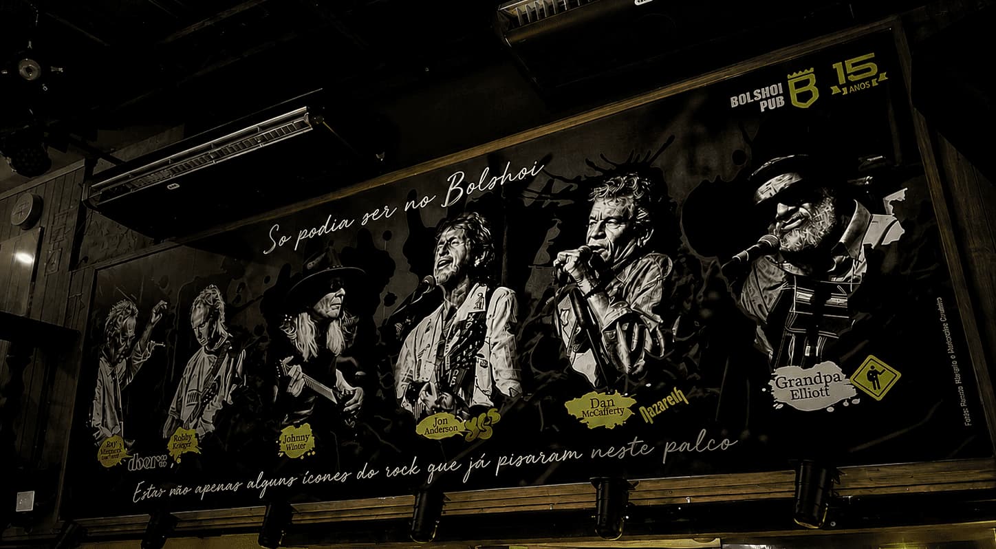 Quadro de grandes artistas do Bolshoi Pub